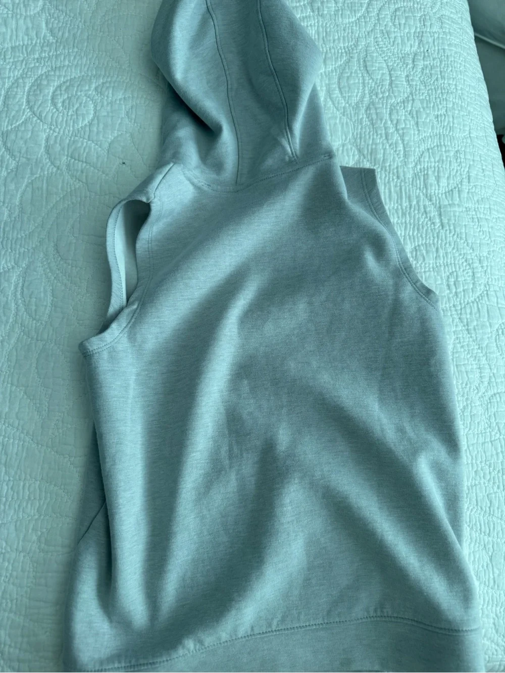 Old Navy Gray Graphic Sleeveless Hoodie - Team Player